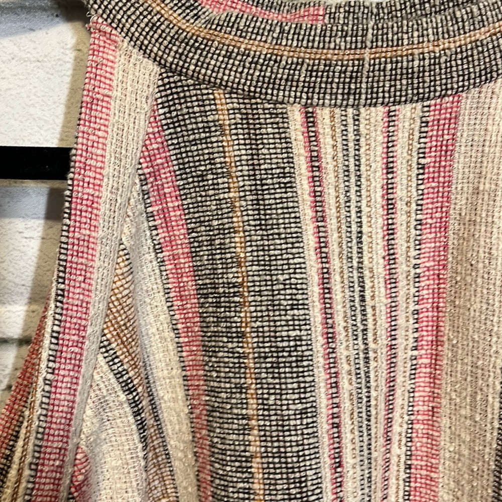 Striped Tank Top - Picture 2 of 4
